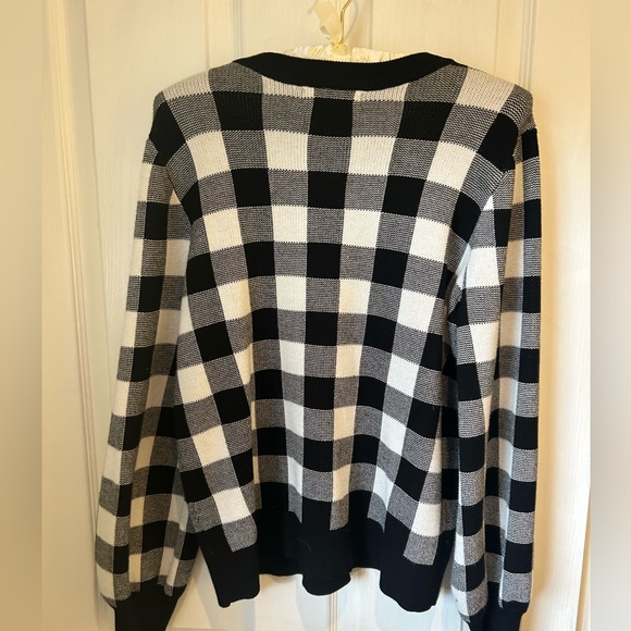 Super soft spongy feel checkered sweater - Picture 2 of 4